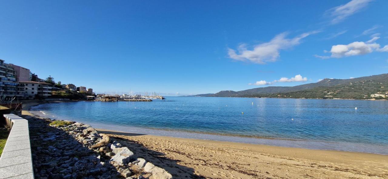T2 Fronte Di Mare De Standing En Bord De Mer Et Du Centre Du Village De Propriano プロプリアノ エクステリア 写真